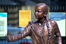 Οργή φοιτητών για άγαλμα της Τούνμπεργκ σε βρετανικό πανεπιστήμιο - «Ματαιόδοξο εγχείρημα»