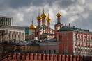 Ρωσία: Ο Αμερικανός πρέσβης κλήθηκε στο ΥΠΕΞ- Η Μόσχα ετοιμάζει την απάντηση στις κυρώσεις