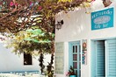 Η εστίαση ανοίγει ξανά: Τραπεζάκια έξω, μάσκες, αποστάσεις και SMS - Τα μέτρα από σήμερα