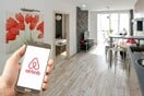 Airbnb: Οι εμβολιασμοί οδήγησαν σε αύξηση 52% των κρατήσεων