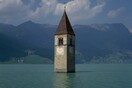 Lost village emerges from Italian lake