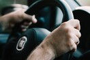Δίπλωμα οδήγησης: Εξετάσεις στα 17 και κάμερες στα οχήματα - Οι αλλαγές που προβλέπει το νέο ν/σ