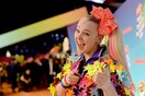 Τέλος οι φιόγκοι για την JoJo Siwa: «Ήταν πιο δύσκολο να το πω στη μαμά μου από το coming out»