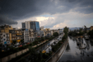 Καιρός: Η κακοκαιρία πάνω από την Αθήνα - Πού θα εκδηλωθούν έντονα φαινόμενα με καταιγίδες τις επόμενες ώρες