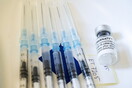 Κορωνοϊός: Το 57% των Ευρωπαίων έχει εμβολιαστεί έστω με μία δόση- Πότε χρειάζεται τεστ αντισωμάτων