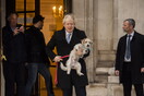 Ο Μπόρις Τζόνσον ανησυχεί για τις «ορμές» του σκύλου του- «Είναι συνέχεια στα πόδια ανθρώπων»