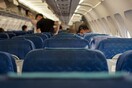 Κύπρος: Άναψε τσιγάρο βγαίνοντας από το αεροπλάνο και χαστούκισε την αεροσυνοδό που του έκανε παρατήρηση