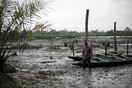 Shell: Αποζημίωση 111 εκατ. δολ. στη Νιγηρία για πετρελαιοκηλίδα από το 1970