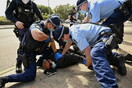 Αυστραλία: Εκατοντάδες συλλήψεις διαδηλωτών κατά των lockdown