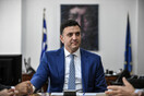 Ο Βασίλης Κικίλιας ανακοινώνει στις 12:00 τα νέα μέτρα για τους ανεμβολίαστους, τους κλειστούς χώρους και την τριτη δόση