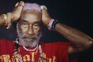 Έφυγε από τη ζωή ο Lee Scratch Perry, από τους σπουδαιότερους παραγωγούς της Τζαμάικα