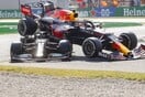 Formula 1: Σφοδρή σύγκρουση του Φερστάπεν με τον Χάμιλτον