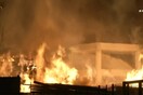 Μεγάλη φωτιά σε εργοστάσιο ξυλείας στον Ασπρόπυργο