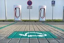 Tesla: Νέος σταθμός Superchargers στον Ψαθόπυργο