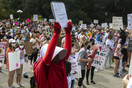 Χιλιάδες διαδηλωτές σε όλες τις πολιτείες των ΗΠΑ για την υπεράσπιση του δικαιώματος στην άμβλωση
