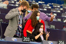 «Η Ευρώπη που θέλω»: Πολίτες που συμμετείχαν στην Ολομέλεια της Διάσκεψης για το Μέλλον της Ευρώπης μιλούν στη LiFO