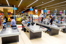 Κορωνοϊός: Τα νέα μέτρα που συζητούνται για να «φρενάρει» η πανδημία - Σκέψεις για αλλαγές στα σουπερμάρκετ