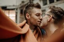 Το ρωσικό κοινοβούλιο εξετάζει την απαγόρευση σκηνών γκέι σε ταινίες και τηλεοπτικές σειρές