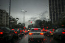 Η κίνηση στους δρόμους: Συμφόρηση λόγω βροχής - Στο «κόκκινο» Κηφισός και κέντρο (Live χάρτης)