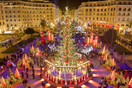 Η Θεσσαλονίκη «φόρεσε» τα γιορτινά της 