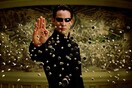 Ξαναμπαίνοντας στο «Matrix»