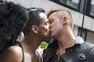 Βρετανία: Διαγράφονται από τα αρχεία προηγούμενες καταδίκες για συναινετική ομοφυλοφιλική δραστηριότητα