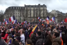 «Εμείς θα σε τσαντίσουμε»- Αντιεμβολιαστές στη Γαλλία απαντούν στο Μακρόν με διαδηλώσεις