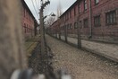 Πολωνία: Απέλυσαν διπλωμάτη που χαρακτήρισε νόμο για το Ολοκαύτωμα «ανόητο»