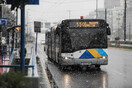 Ακινητοποιημένα παραμένουν λεωφορεία και τρόλεϊ- Πώς κινούνται τα ΜΜΜ