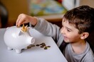 Τα τρία μαθήματα οικονομικών που πρέπει να δώσουν οι γονείς στα παιδιά τους