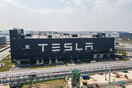 Η πολιτεία της Καλιφόρνια μηνύει την Tesla μετά από καταγγελίες για «φυλετικές διακρίσεις»