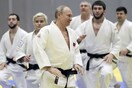 Το Παγκόσμιο Taekwondo αφαιρεί την τιμητική μαύρη ζώνη του Πούτιν