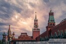 Κρεμλίνο: Εχθρικές όλες οι χώρες που προχωρούν σε κυρώσεις εναντίον μας
