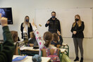 Μητσοτάκης: Σύντομα θα απαλλαγούμε από τις μάσκες μέσα στις τάξεις