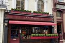Το «πιο ρομαντικό εστιατόριο» του Λονδίνου είχε περιττώματα ποντικών στην κουζίνα του
