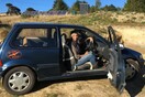 Νέα Ζηλανδία: Γιαγιά έφτιαξε το δικό της ηλεκτρικό αυτοκίνητο - Τροφοδοτείται από ηλιακή ενέργεια