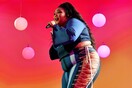 Πυρά κατά της Lizzo για «υποτιμητικό» για ΑμεΑ στίχο - Της ζητούν να ηχογραφήσει ξανά το τραγούδι 