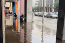 Θεσσαλονίκη: Πλημμύρησαν δρόμοι από το ξαφνικό μπουρίνι -Εγκλωβίστηκαν οδηγοί
