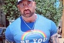 Ο ηθοποιός Dave Bautista τιμά τη λεσβία μαμά του σε ένα εγκάρδιο μήνυμα για τον Μήνα Υπεριφάνειας 