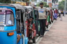 Σρι Λάνκα: Ο στρατός πυροβόλησε πολίτες εν μέσω ταραχών για τις ελλείψεις στα καύσιμα