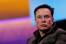 Ο Έλον Μασκ προανήγγειλε χιλιάδες απολύσεις στην Tesla - «Θα αυξήσουμε τους υπαλλήλους με ωρομίσθιο» 