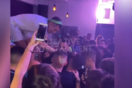 Ο Thug Slime χαστούκισε νεαρό σε μπαρ στις Σπέτσες