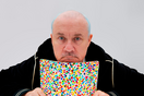 Ο Damien Hirst θα κάψει χιλιάδες πίνακες για το νέο πρότζεκτ του και βάζει δίλημμα στους αγοραστές