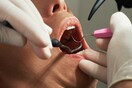 Γαλλία: Οδοντίατροι έκαναν χιλιάδες απονευρώσεις σε υγιή δόντια - Έπαιρναν αποζημιώσεις από ασφάλειες