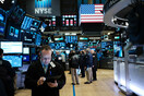 Wall Street: Aπώλειες άνω των 1.200 μονάδων στον Dow Jones - Η χειρότερη μέρα από τον Ιούνιο του 2020
