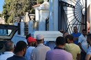 Χανιά: Κηδεύτηκε η 4χρονη που πέθανε από ασιτία και αφυδάτωση σε πλοιάριο με πρόσφυγες 