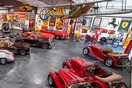 Στο «σφυρί» πάνω από 120 θρυλικά vintage αυτοκίνητα - Corvette, Ferrari και Jaguar ανάμεσά τους