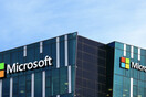 Η Microsoft απέλυσε «σχεδόν 1.000» εργαζόμενους