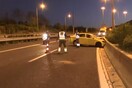Μετωπική σύγκρουση ΙΧ με ταξί στον περιφερειακό Υμηττού – Στο νοσοκομείο οι δύο οδηγοί