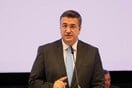 Οι τουρκικές αρχές απαγόρευσαν την είσοδο του Απόστολου Τζιτζικώστα στη Σμύρνη - «Χωρίς εξήγηση» 
